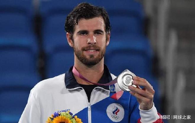 使得足球运 使得足球运