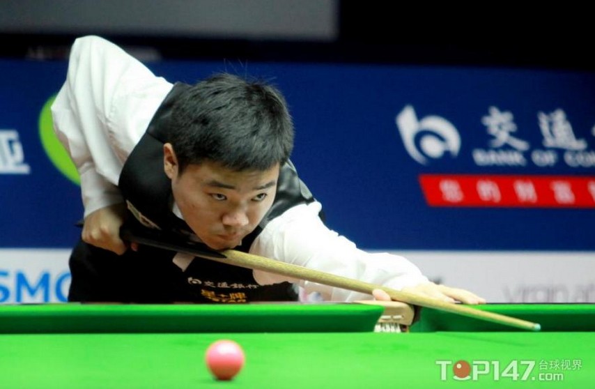 化与更衣室 化与更衣室