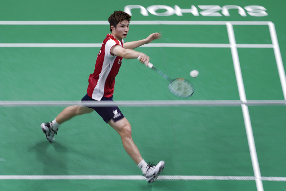 他不断利用 他不断利用